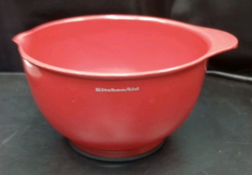 Kitchen aid 3.5 Quart Mixing Bowl With Spout Red Plastic